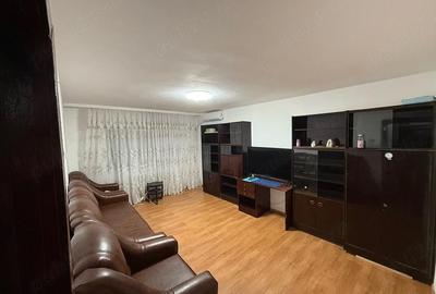 Apartament cu 3 camere decomandat în Exterior Vest - 1