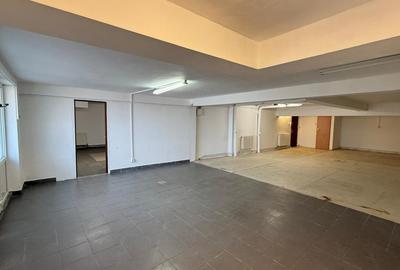 Spatiu multifunctional, 149 mp, zona UMF str Sighisoarei - 3