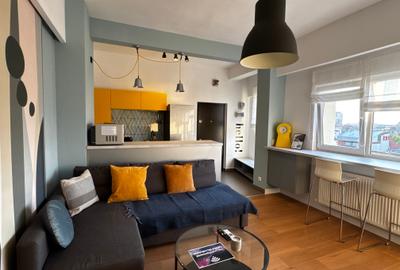 Apartament cu 2 camere semidecomandat în P-ța Romană