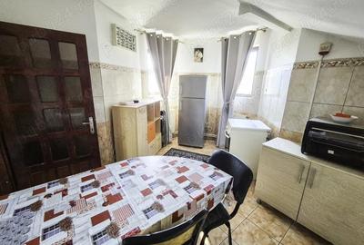 Casă cu 6 camere cu Canalizare în Geamăna - 2