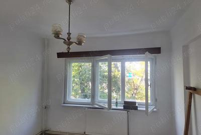 Vand apartament str.barsei focsani nr.8 3 camere - 3