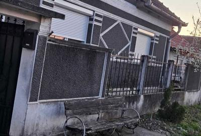 Casă cu 4 camere în Central - 5