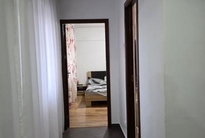 Etaj 1-Pod de Fier-Tg.Cucu -2 Camere Decomandat 73mp-bloc 86' - 2