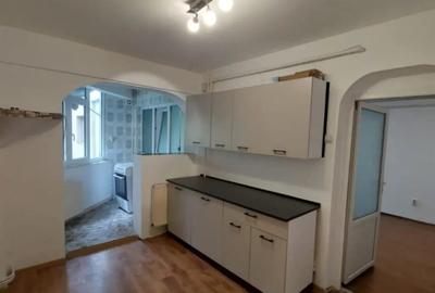 Apartament cu 2 camere decomandat în Mioriței - 3