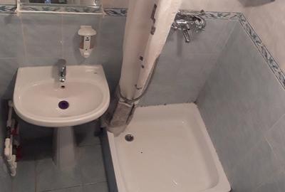 Garsonieră decomandată în Tei