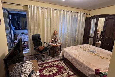Apartament cu 3 camere decomandat în Central - 1
