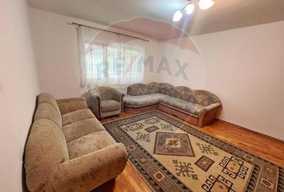 Apartament cu 3 camere de inchiriat in zona Traian