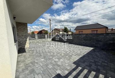 Apartament cu 2 camere de vanzare in Sebes 79 mp utli + 90 mp curte. - 3