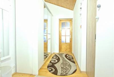 Apartament cu 3 camere decomandat, mobilat în Central - 12