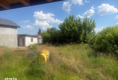 Casă cu 4 camere cu Teren 500 Mp în Central
