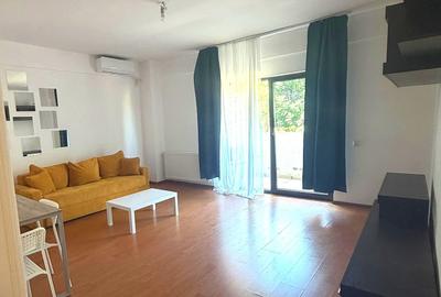 Apartament cu 3 camere decomandat, mobilat în Sisești