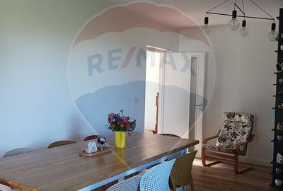 Casă cu 3 camere cu Teren 878 Mp în Central - 16