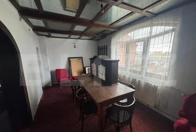 Casă cu 6 camere cu Teren 719 Mp în 14 Mai - 8