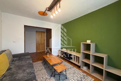 Apartament cu 3 camere decomandat, mobilat în Olimpia-Stadion