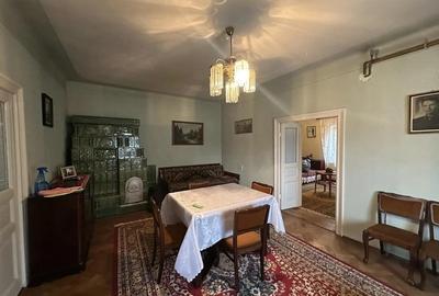 Casă cu 4 camere cu Teren 1266 Mp în Strejnicu - 6