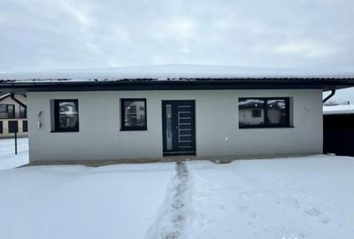 Casă cu 3 camere cu Teren 1200 Mp în Tăuții-Măgherăuș