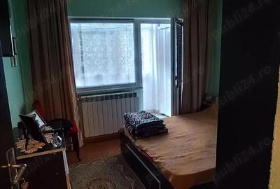 Apartament cu 3 camere semidecomandat în Central - 6