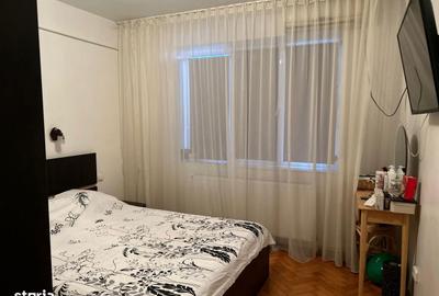 Apartament cu 3 camere decomandat în Piața Centrală - 1