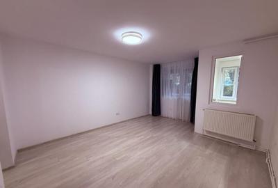 Garsoniera renovata zona Astra - 2