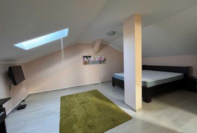 Apartament cu 3 camere decomandat în Dumbrăvița - 2