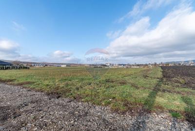 Teren intravilan in Bontida, zona Garii - 1