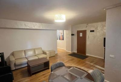 Apartament 3 camere decomandat Mamaia