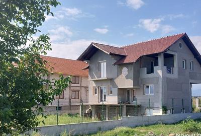 Casa in zona reziden?iala Ha?eg - Nala? Vad - 1