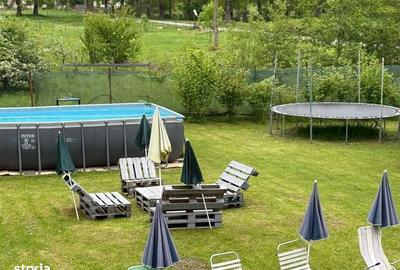 Casă cu 8 camere cu Teren 3800 Mp în Central - 2