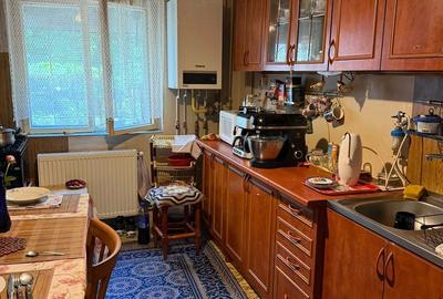 Apartament cu 3 camere decomandat în Lipovei - 4