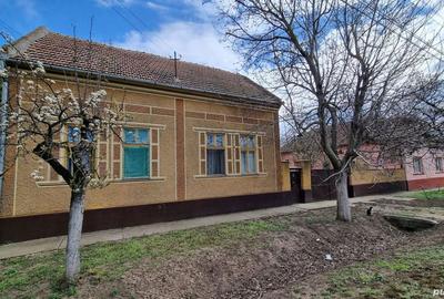 Casă cu 4 camere în Mailat - 7