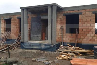 Casă cu 4 camere cu Teren 500 Mp în Central - 4