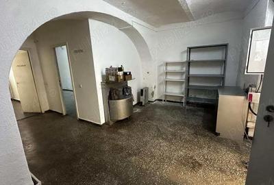 Spațiu comercial, de 80 mp, în Ultracentral - 2