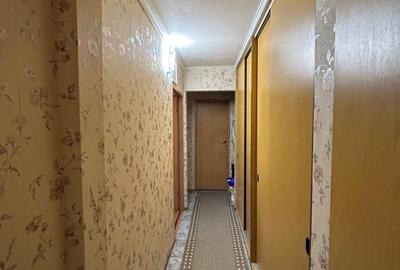 Apartament cu 3 camere, mobilat în Poarta 6 - 1