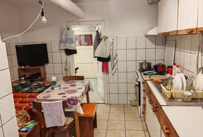 Apartament cu 3 camere decomandat în Central - 10