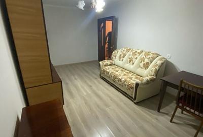 Apartament cu 2 camere decomandat în Colentina