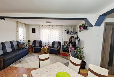 Casă individuală cu 10 camere cu Canalizare în Mănăștur - 1