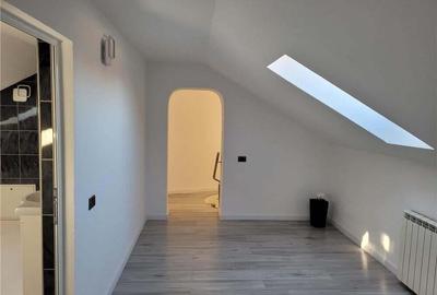 Inchiriez casa zona centrala Podgoria Arad - 8