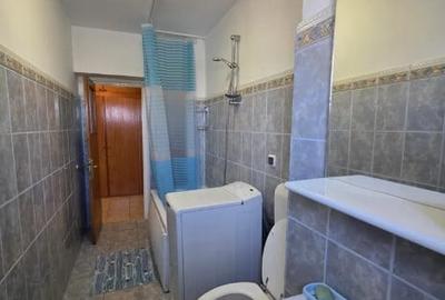 UNIRII BULEVARD STRADAL,BL MIXT 1992, decomandata,geam la baie,balcon.MERITA! - 12