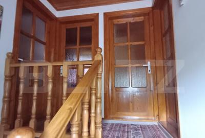 Casă cu 5 camere cu Teren 2800 Mp în Moldovenești - 8