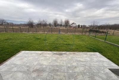 Casă cu 3 camere cu Teren 700 Mp în Central - 7