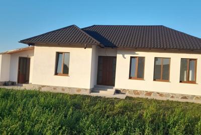 Casă cu 3 camere în Central - 6