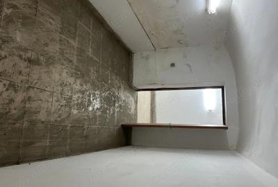 Spațiu comercial, de 120 mp, în P-ța Maria - 2
