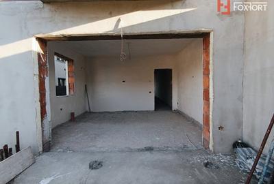 Duplex 4 camere 140 mp utili, toate utilitatile, la asfalt in Giroc - V7800 - 2