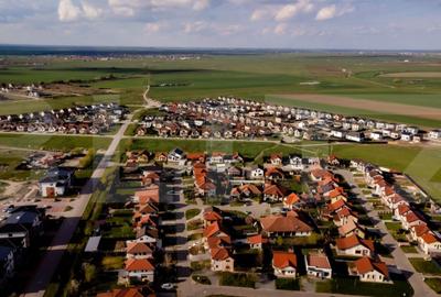 Teren de 10800 mp, în Nord
