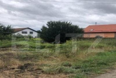 Teren de 2000 mp, în Stupini - 7