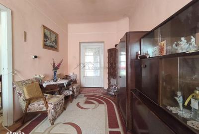 Casă cu 2 camere cu Teren 121 Mp în Central - 1