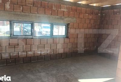 Casă cu 4 camere decomandat cu Teren 600 Mp în Beclean - 2