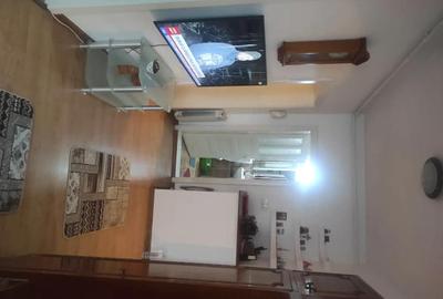 Casă cu Teren 250 Mp în Central