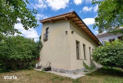 Casă cu 4 camere cu Teren 100 Mp în Central - 9