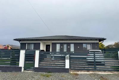 Casă cu 4 camere cu Teren 720 Mp în Satu Nou de Sus - 17